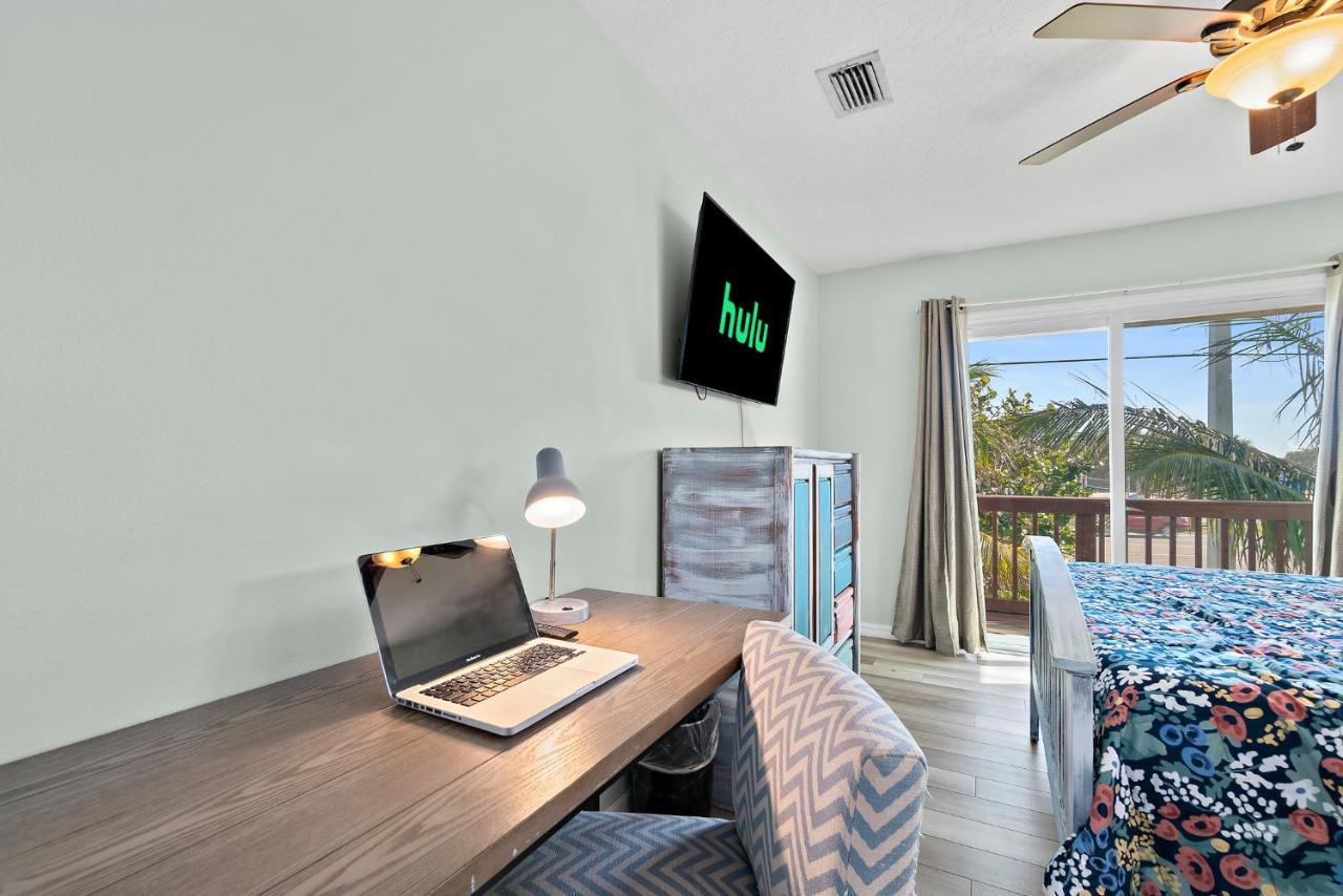 Beachside Serenity Escape - Private 3Br And 2Ba, Dog Friendly Duplex Oasis, Steps To Shore! Melbourne Ngoại thất bức ảnh