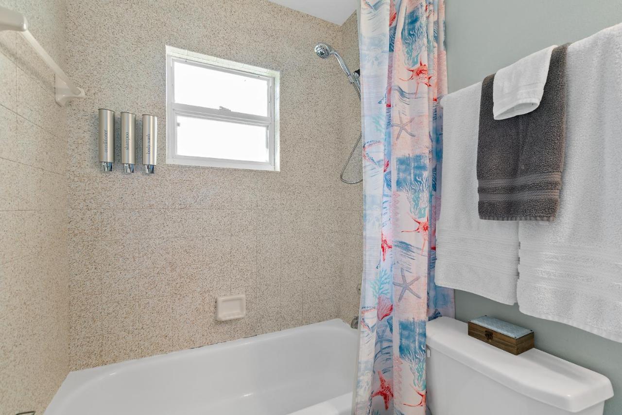 Beachside Serenity Escape - Private 3Br And 2Ba, Dog Friendly Duplex Oasis, Steps To Shore! Melbourne Ngoại thất bức ảnh